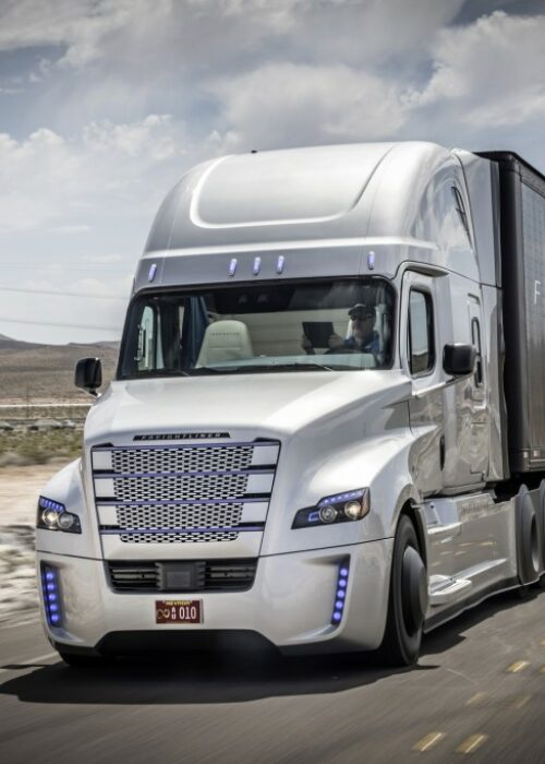 freightliner-inspiration-truck-self-driving-truck-concept_100509796_l